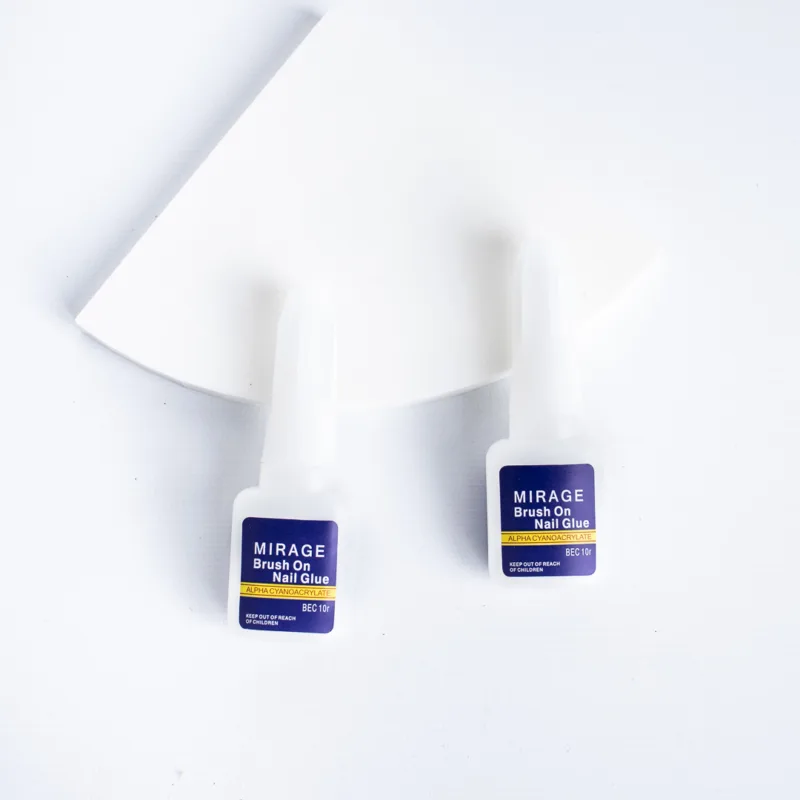 PEGAMENTO PARA UÑAS CON PINCEL