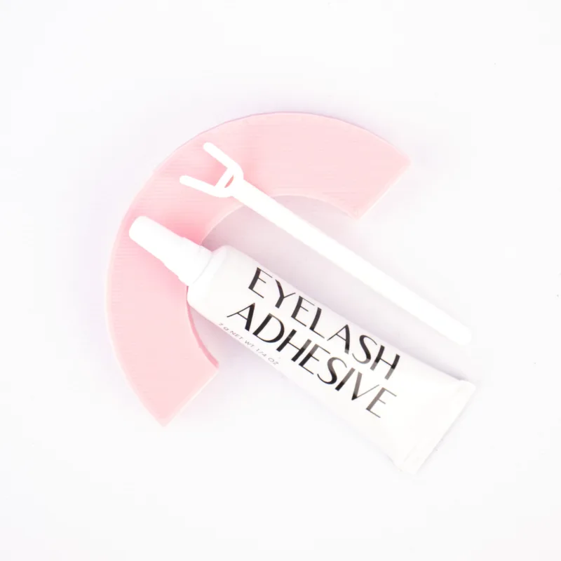 PEGAMENTO PARA PESTAÑAS