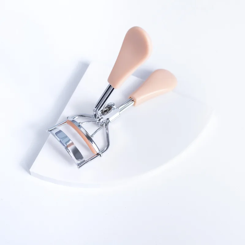 ARQUEADOR DE PESTAÑAS