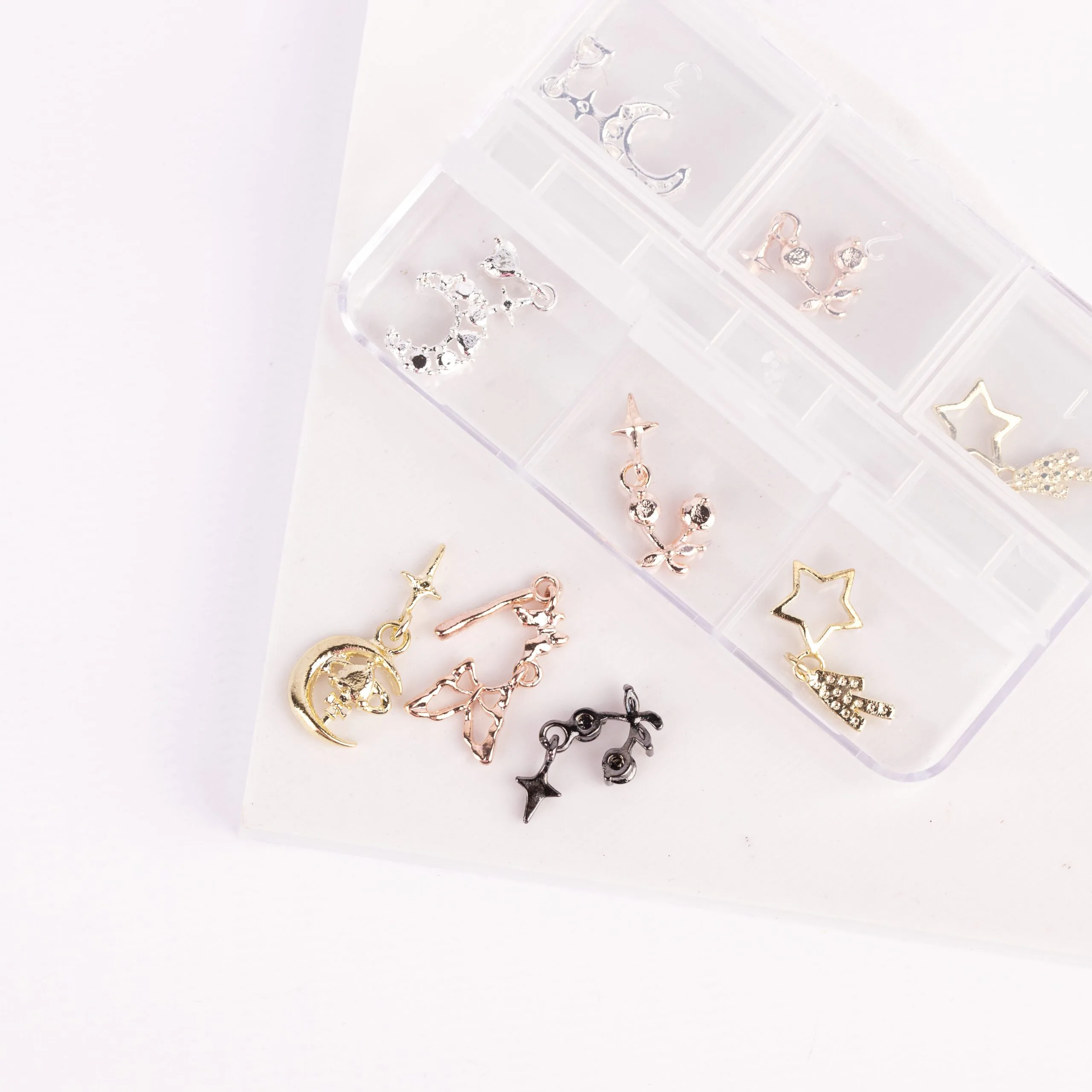 DECORACIÓN PARA UÑAS