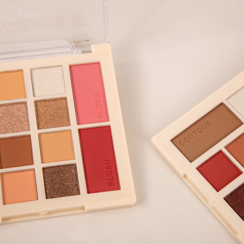 PALETA DE SOMBRAS CON RUBOR Y CONTORNO - Imagen 3