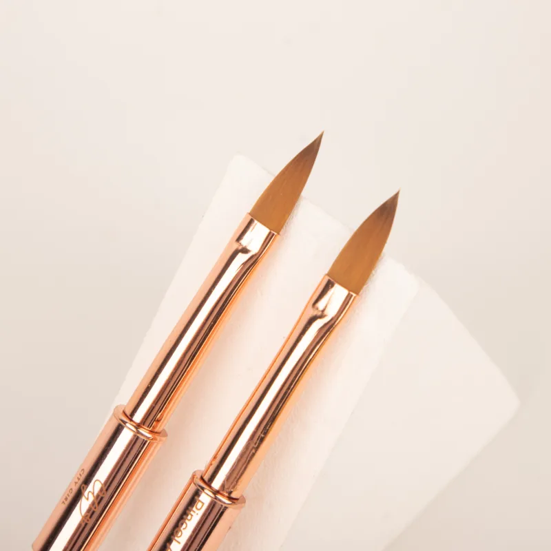 PINCEL SINTÉTICO PARA ACRÍLICO N°10