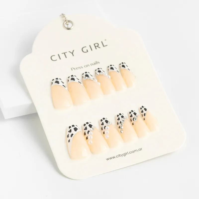 UÑAS POSTIZAS EN BLÍSTER