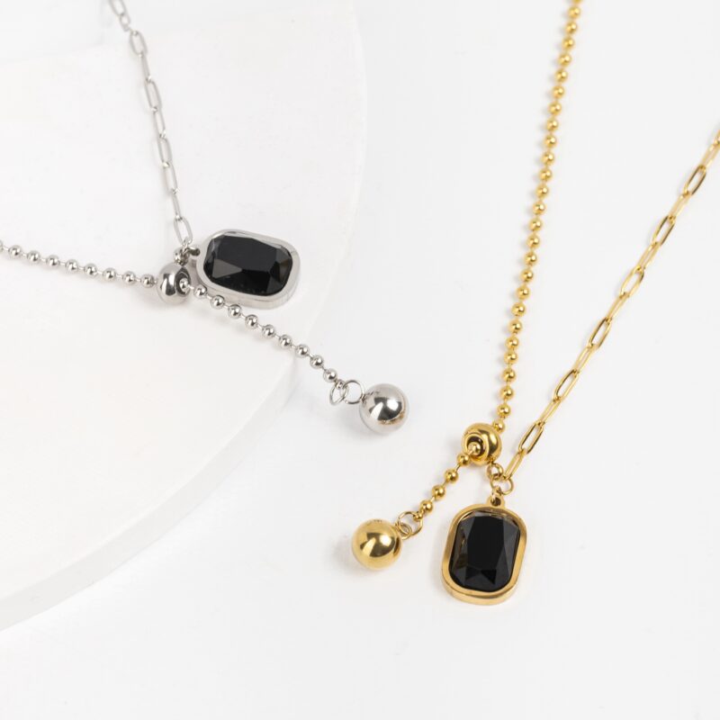 COLLAR
