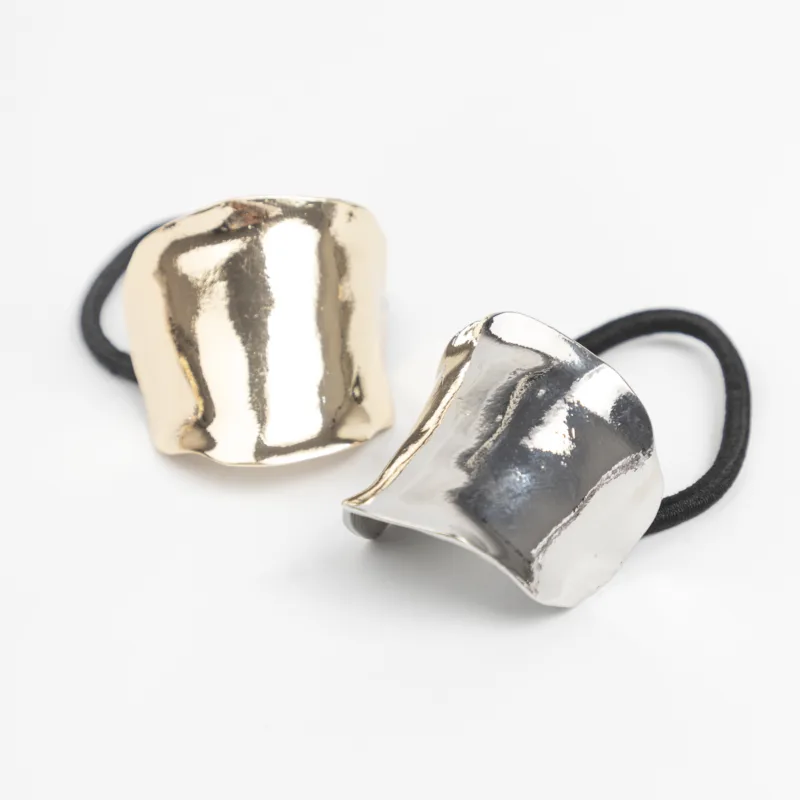 Colita Ponycuff- City Girl