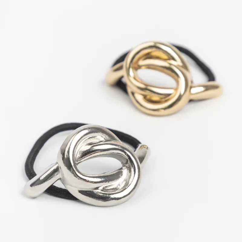 Colita Ponycuff- City Girl