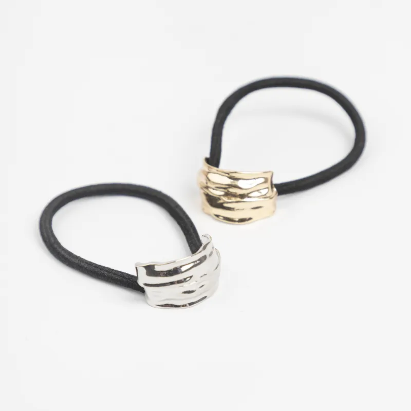 Colita Ponycuff- City Girl