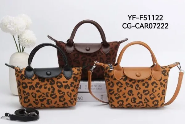 MINI CARTERA ANIMAL PRINT CITY GIRL