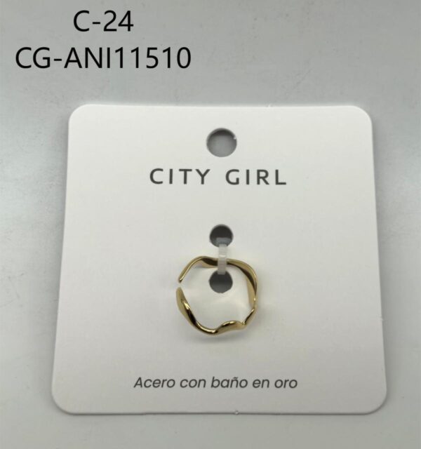 ANILLO DE ACERO BAÑADO EN ORO CITY GIRL