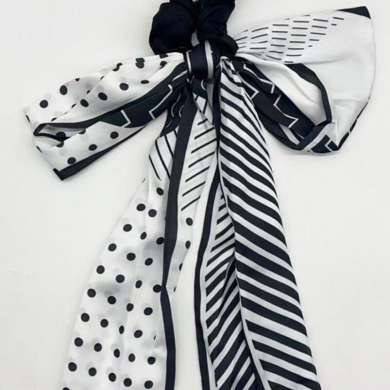 COLITA CON PAÑUELO DE SEDA