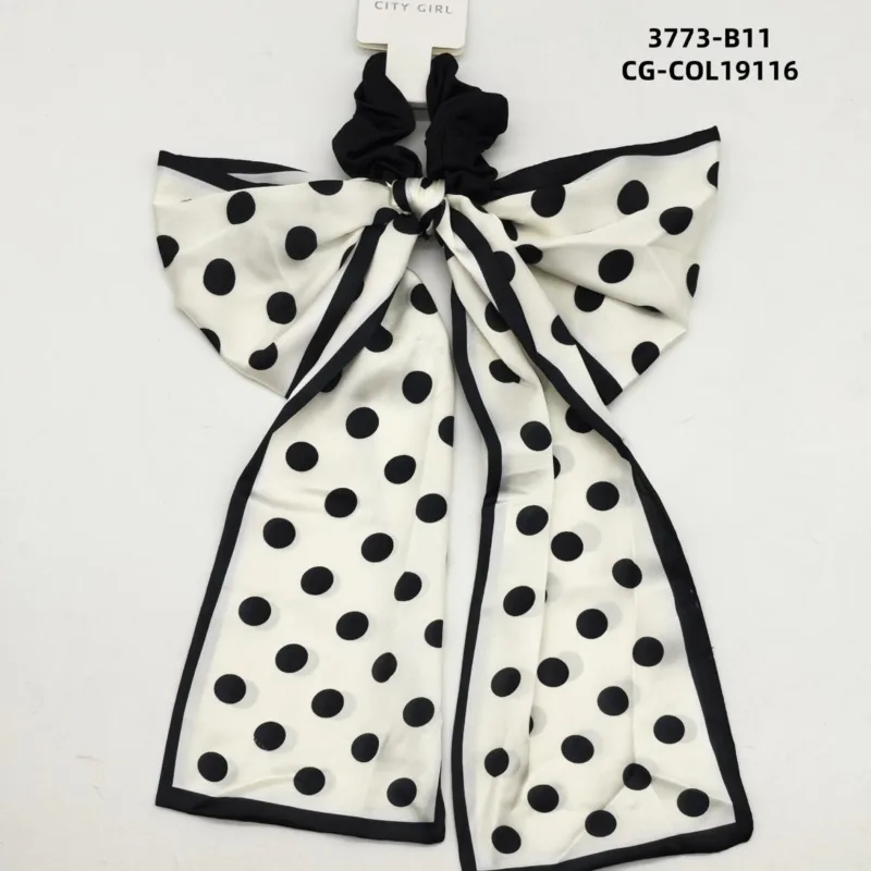 COLITA CON PAÑUELO DE SEDA