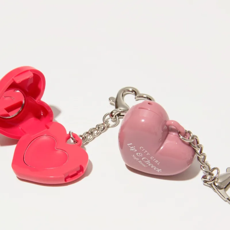 LIP & CHEECK RUBOR/LABIAL EN CREMA LLAVERO CORAZÓN 1GR