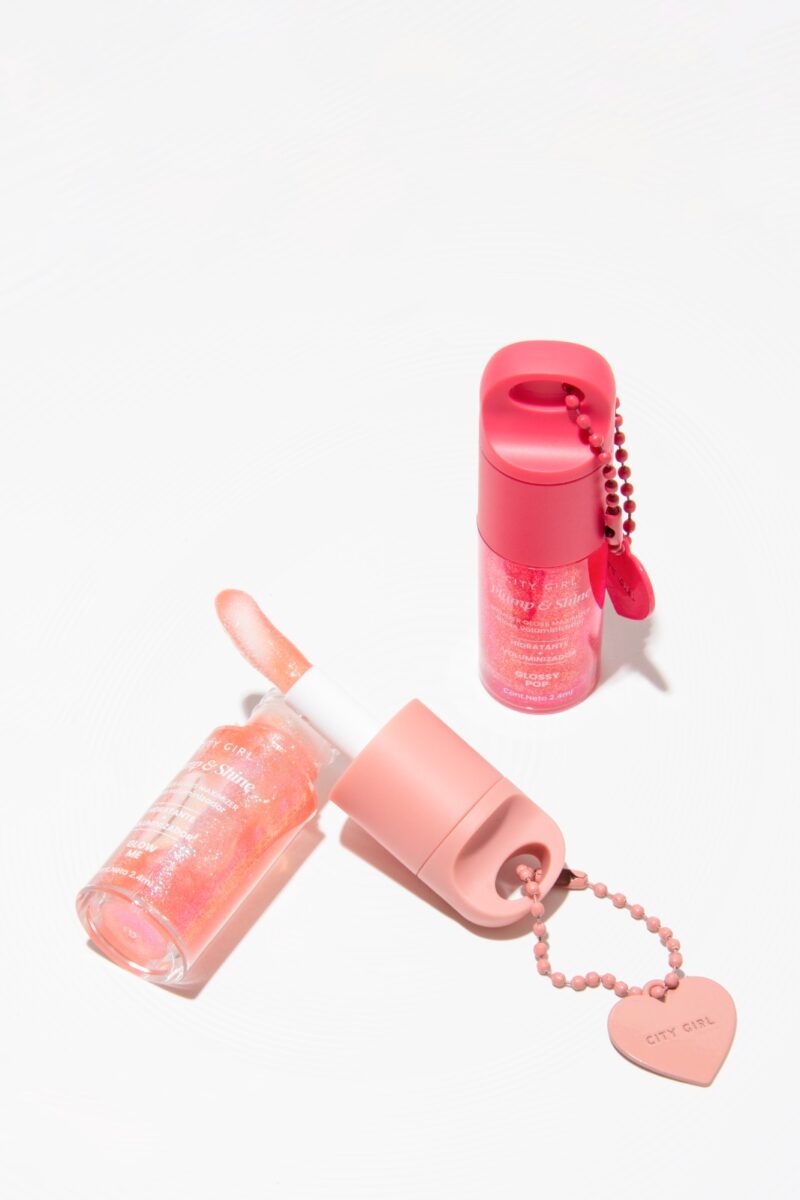 GLOSS CON CHARM - PLUMP & SHINE 2.4ML - Imagen 3