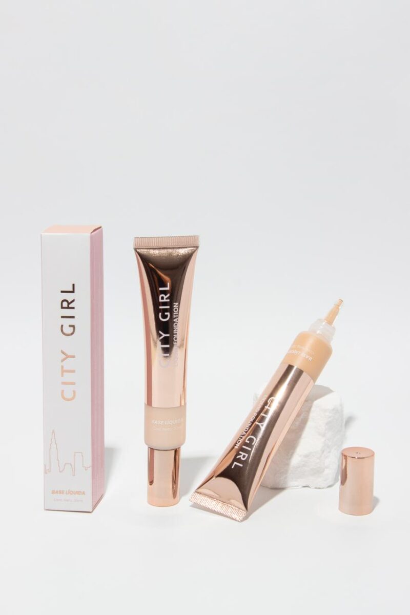 SEX AND THE CITY BASE LIQUIDA EN POMO 30ML - Imagen 2