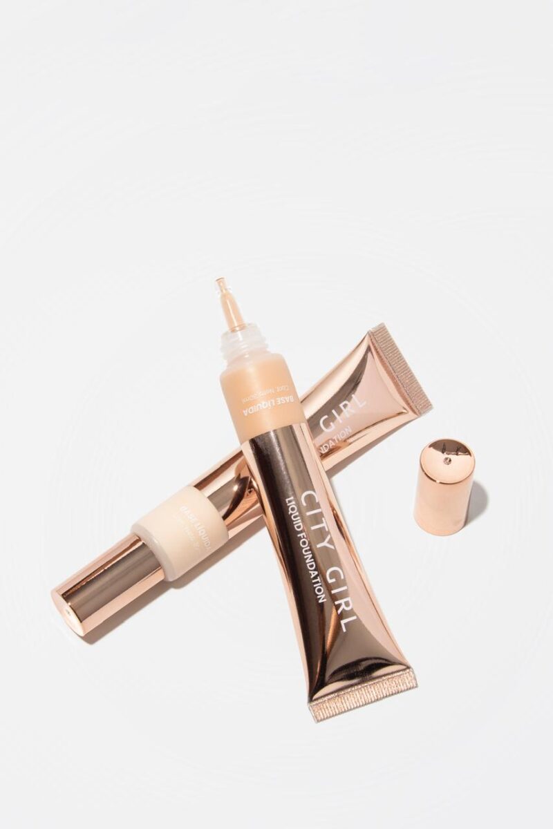 SEX AND THE CITY BASE LIQUIDA EN POMO 30ML - Imagen 3