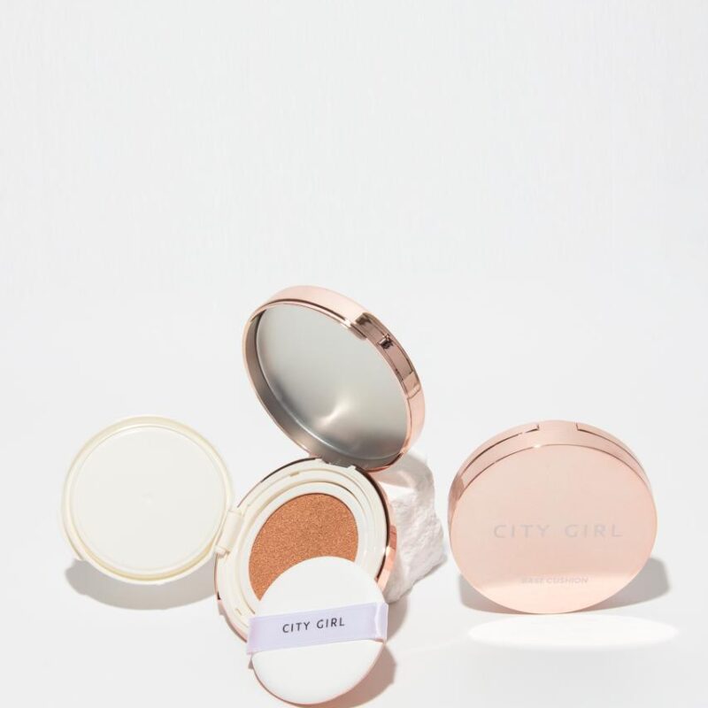 SEX AND THE CITY BASE CUSHION 12G