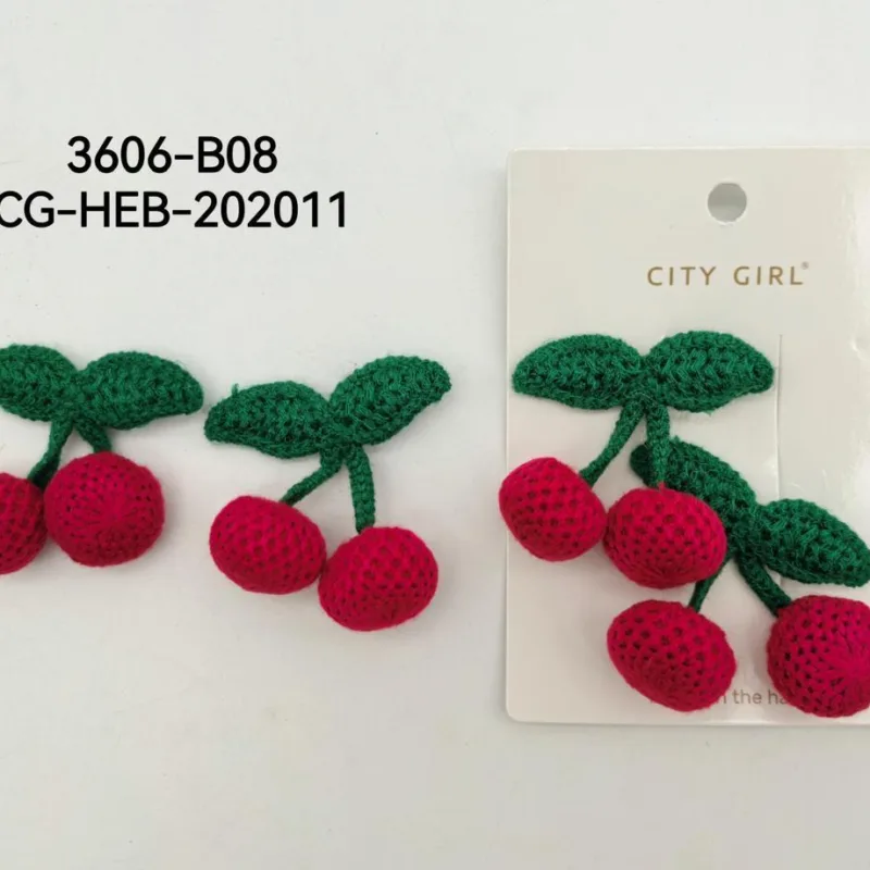 HEBILLAS DE CEREZAS TEJIDAS