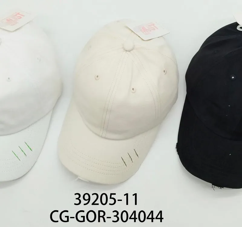 GORRA LISA CON 3 RAYITAS