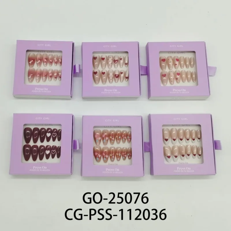 UÑAS PRESS ON ALMENDRA CORAZONES (LILA)