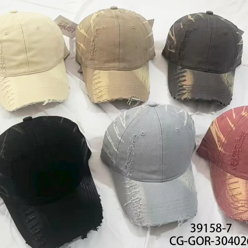 GORRA DESGASTADA CON RAYAS