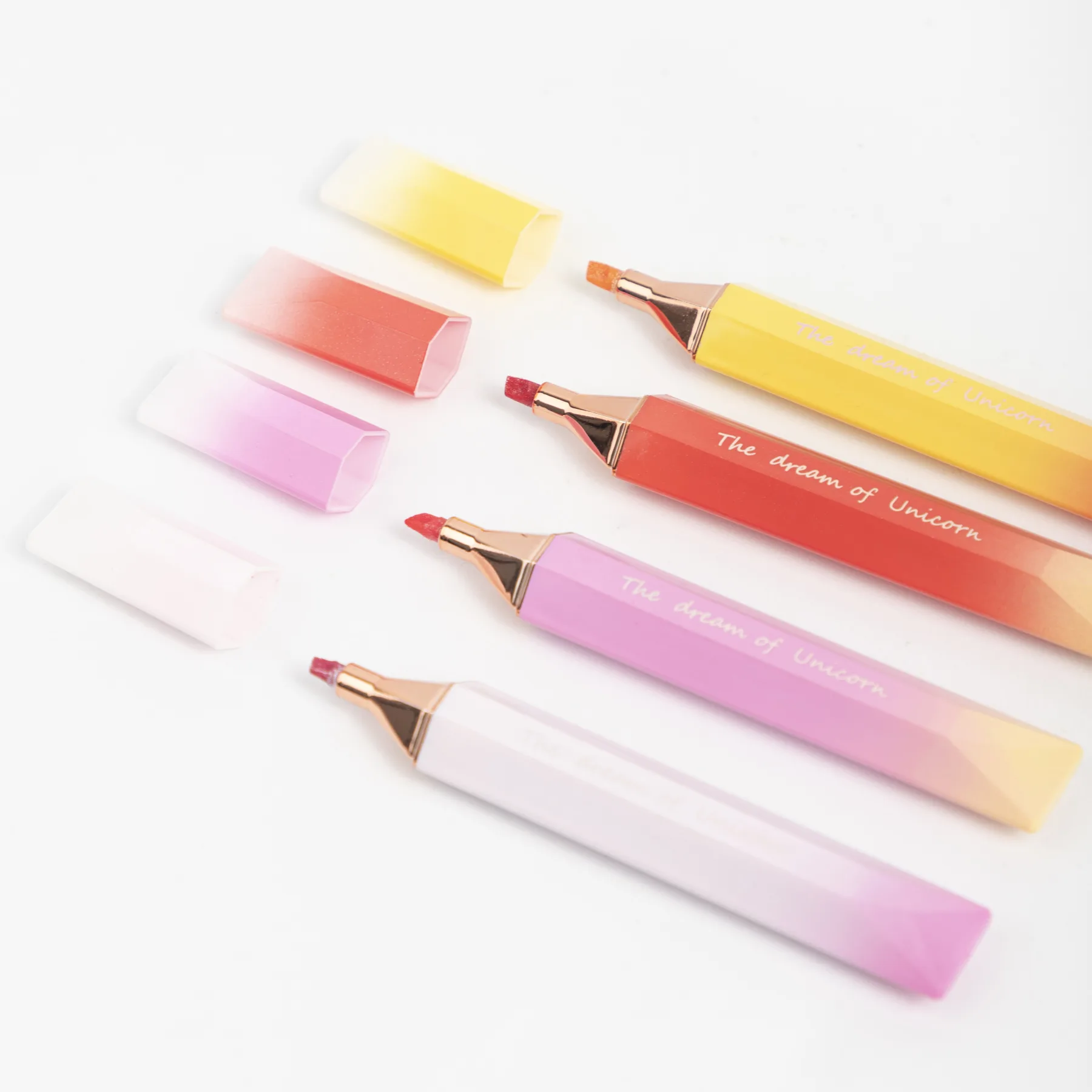 SET DE RESALTADORES CON BRILLITOS