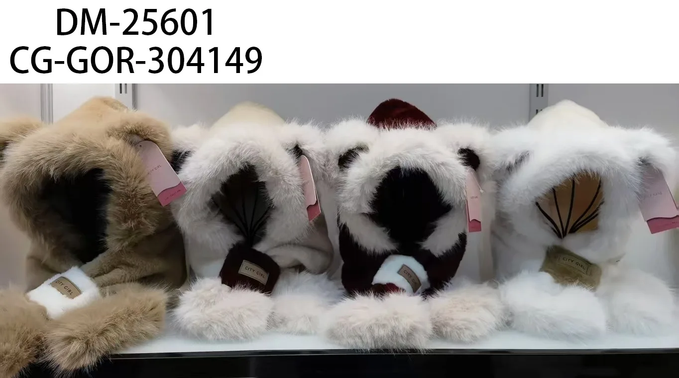 GORRO DE PELUCHE CON CUELLO