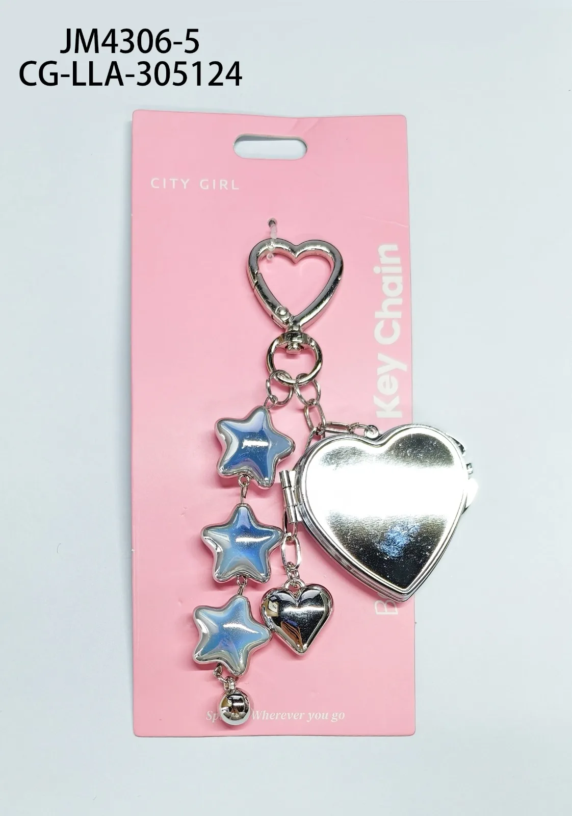LLAVERO CHARMS ESTRELLAS Y CORAZÓN