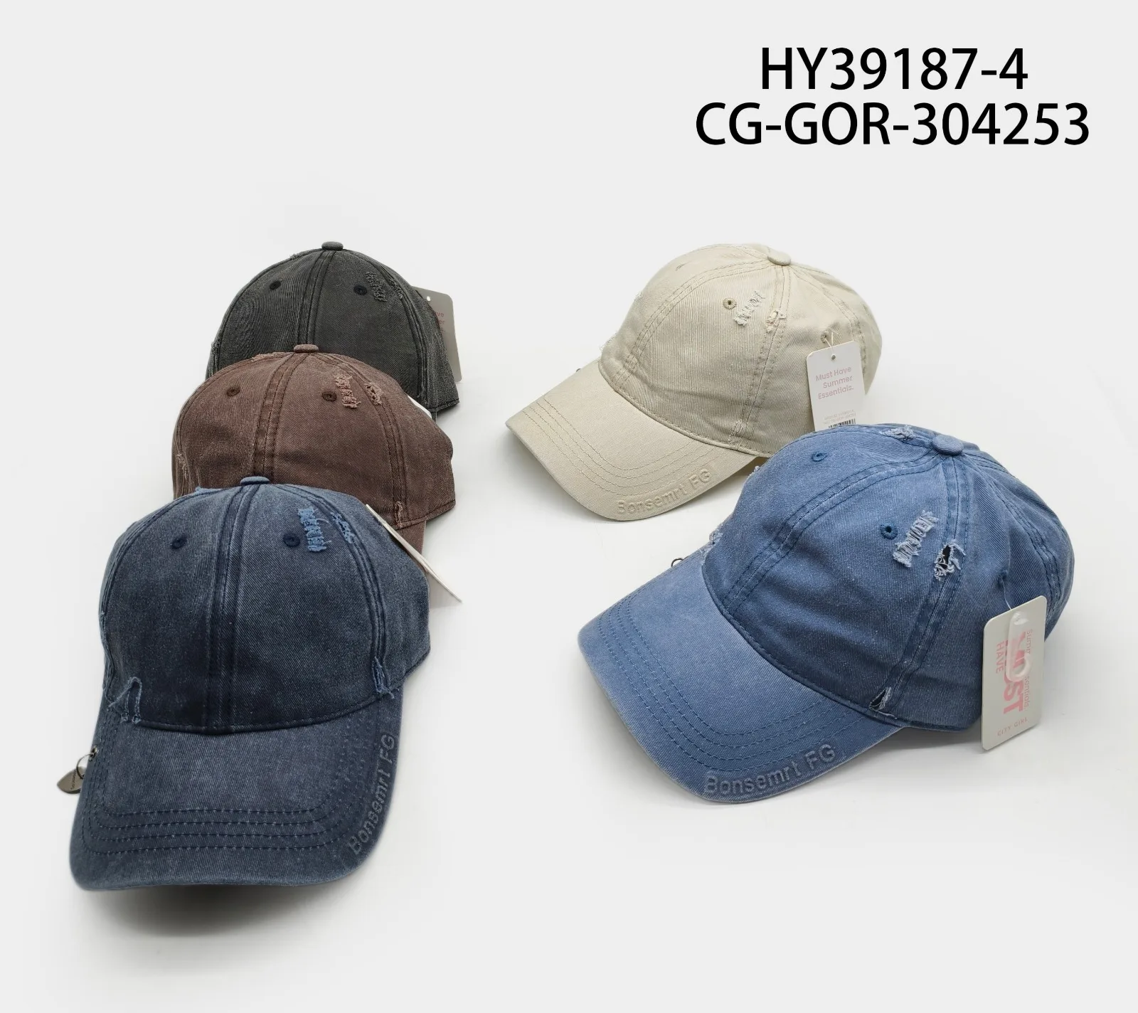 GORRA CON ROTURAS